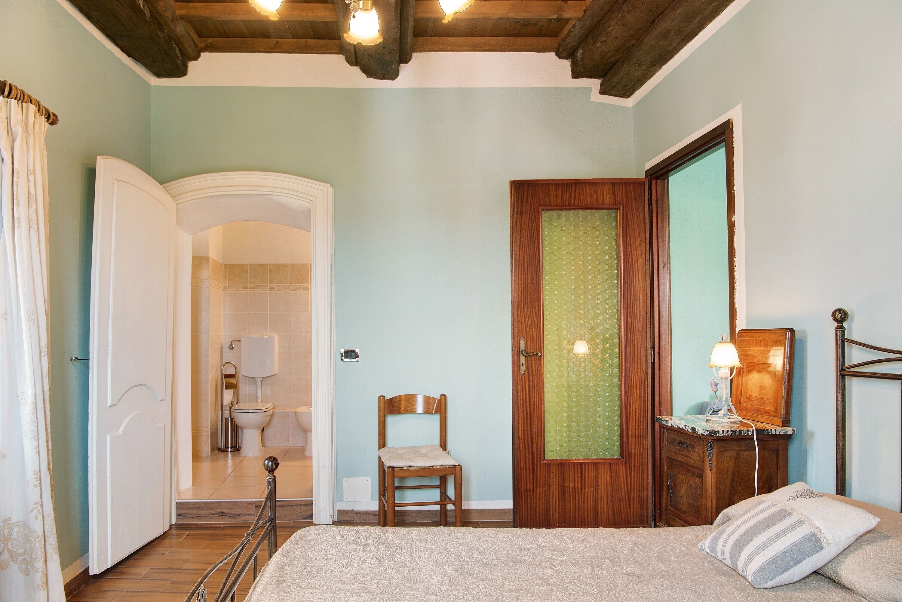 1 habitación, wifi gratis y ropa de cama 