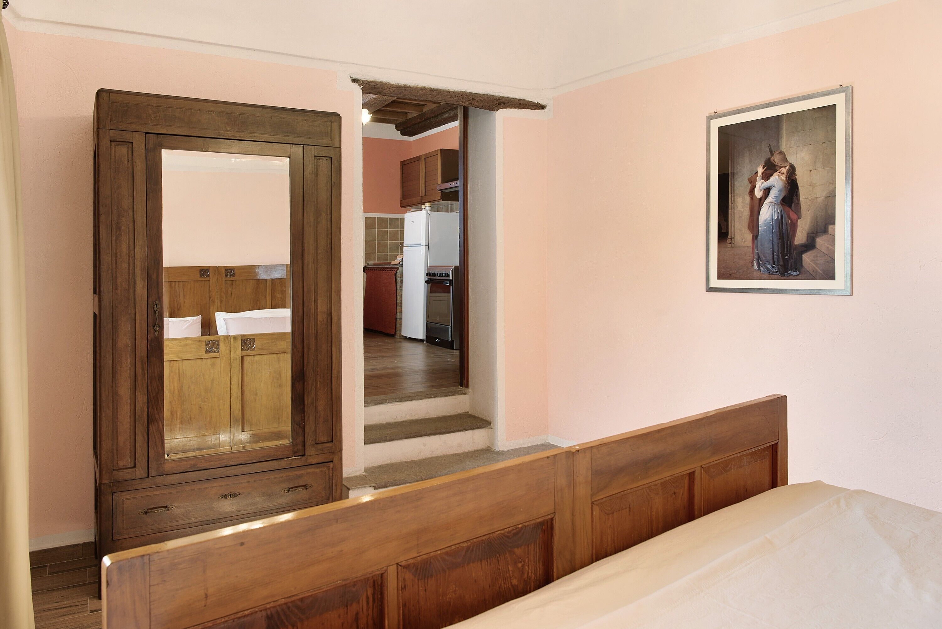 1 quarto, Wi-Fi de cortesia, roupa de cama