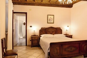 1 室のベッドルーム、WiFi (無料)、ベッドシーツ