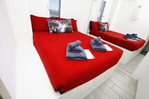 1 habitación, tabla de planchar con plancha, wifi gratis y ropa de cama 