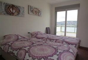 3 bedrooms, iron/ironing board, free WiFi, bed sheets - Finca "Modern Orquidea Frontline" with Mountain View, Private Pool & Wi-Fi (Algorfa)