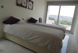 3 camere, ferro/asse da stiro, Wi-Fi gratuito, lenzuola