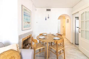 Dining - Cairo Apartment (Jávea)