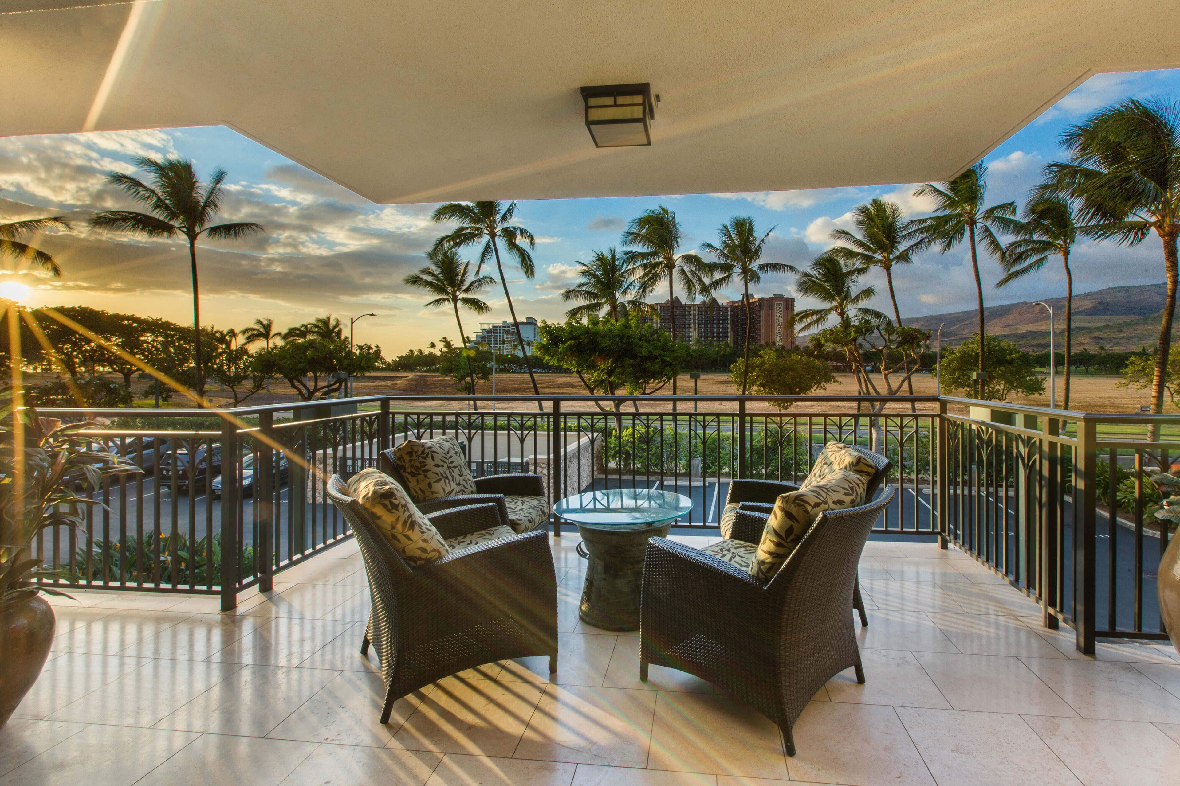 Hale Kahakai | Near Exotic Gardens & Shimmering Koi Ponds