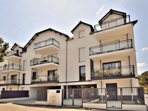 Exterior - Villa Sophia by Interhome (La Baule)