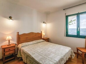 3 camere, ferro/asse da stiro