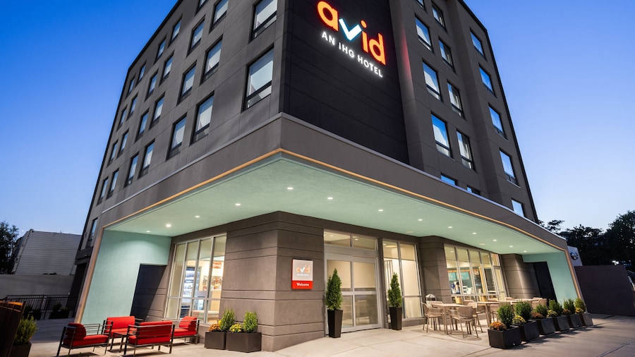 avid hotel Brooklyn Dyker Heights by IHG