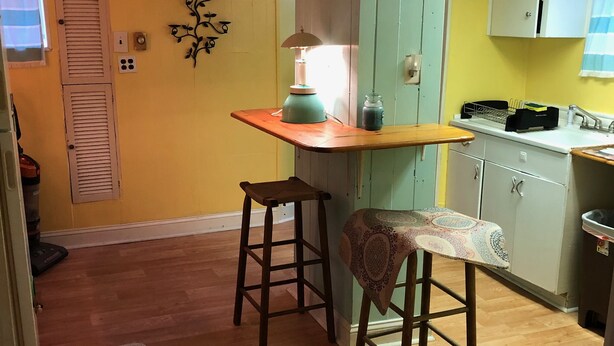 Appartement, 2 chambres | Cuisine privée | Cafetière/bouilloire, réfrigérateur, four, grille-pain
