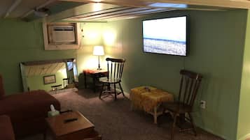 Apartment, 2 Bedrooms | Interior