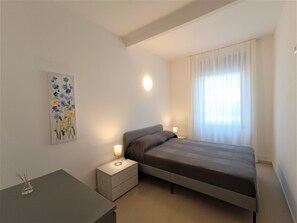 Apartment | 1 bedroom, desk, laptop workspace, free WiFi - Winter Spring Summer Apartments (Mergozzo)