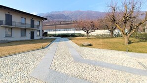 Unclassified image, 4 of 40, button - Winter Spring Summer Apartments (Mergozzo)
