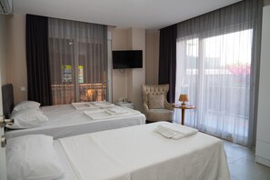 Egyptian cotton sheets, premium bedding, down comforters - Deadel Hotel (Antalya)