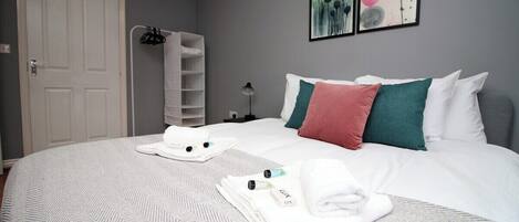 1 soverom, internettilgang og sengetøy