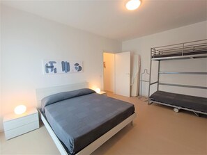 1 Schlafzimmer, Internetzugang