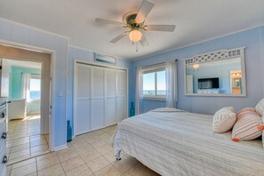 4 Schlafzimmer, Bügeleisen/Bügelbrett, WLAN, Bettwäsche