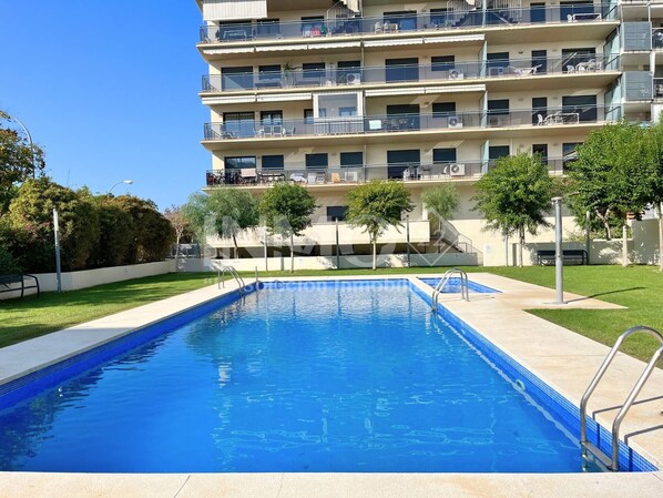 Pool - Apartament in Edif. Alba de Cambrils (Cambrils)
