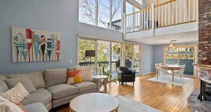 Contemporary Saltbox In New Seabury!