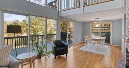 Contemporary Saltbox In New Seabury!