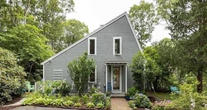 Contemporary Saltbox In New Seabury!