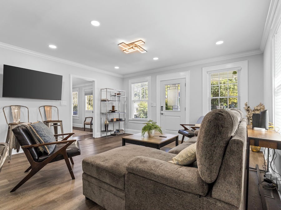 Signature House, 3 Bedrooms, Patio, Courtyard View | Living room | 40-inch flat-screen TV with digital channels, TV, fireplace