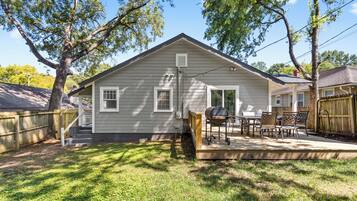 Signature House, 3 Bedrooms, Patio, Courtyard View | Balcony