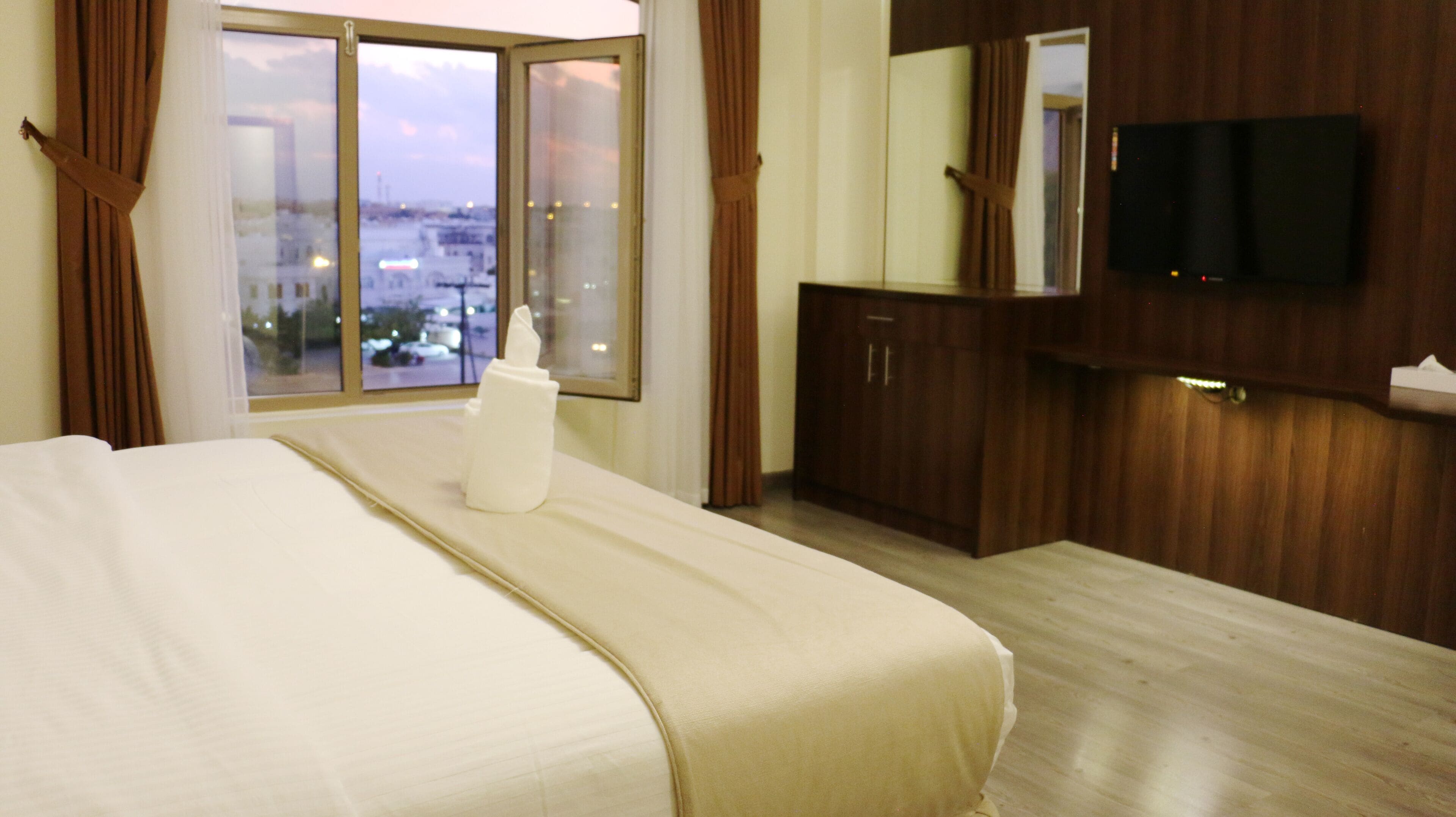 Photo - Weekdays Hotel