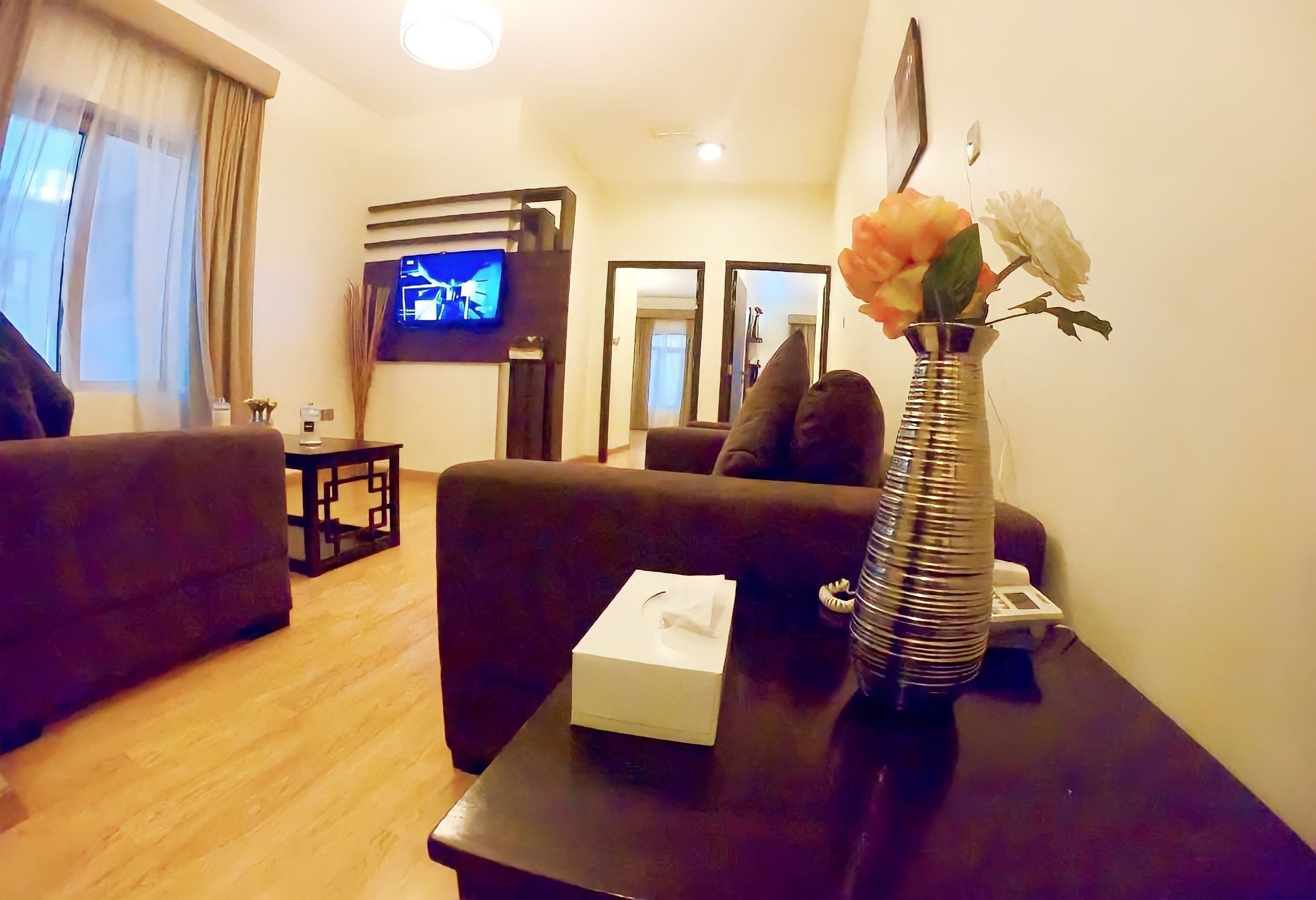 Photo - Weekdays Hotel