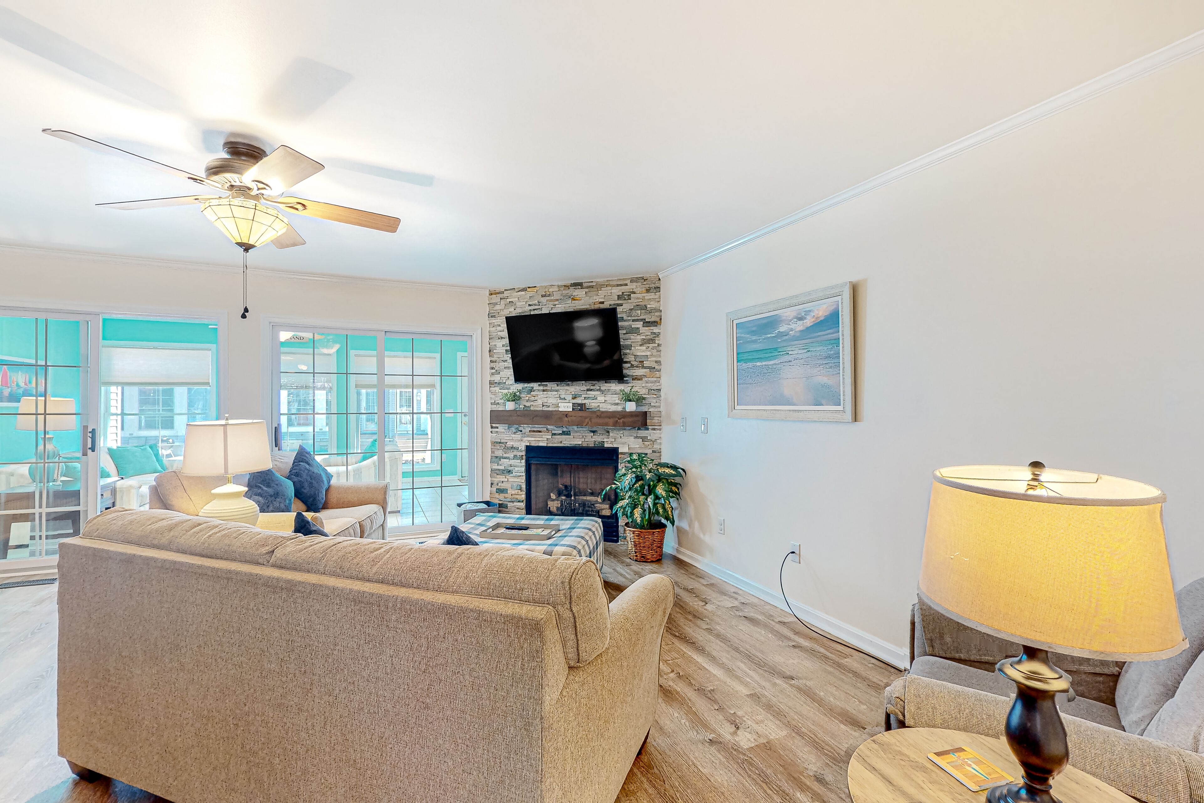Versailles at Eagles Landing inviting townhouse with pool, tennis, & W/D