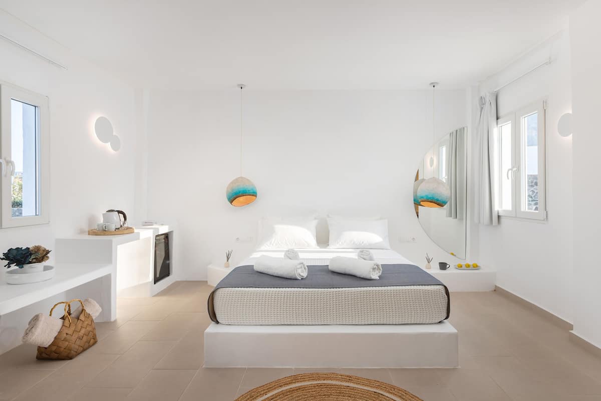 Standard Double Room, Balcony | Minibar, in-room safe, soundproofing, iron/ironing board