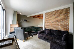 TV connectée, cheminée