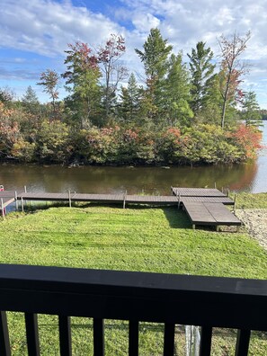 Property grounds - Private Waterfront, Pontoon Rental Available, Pet Friendly- Hot Tub (Lupton)