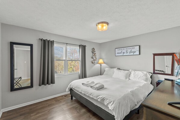 3 bedrooms, iron/ironing board, travel cot, free WiFi