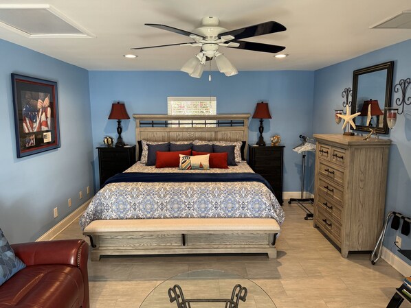 2 Schlafzimmer, Schreibtisch, Reisekinderbett, WLAN