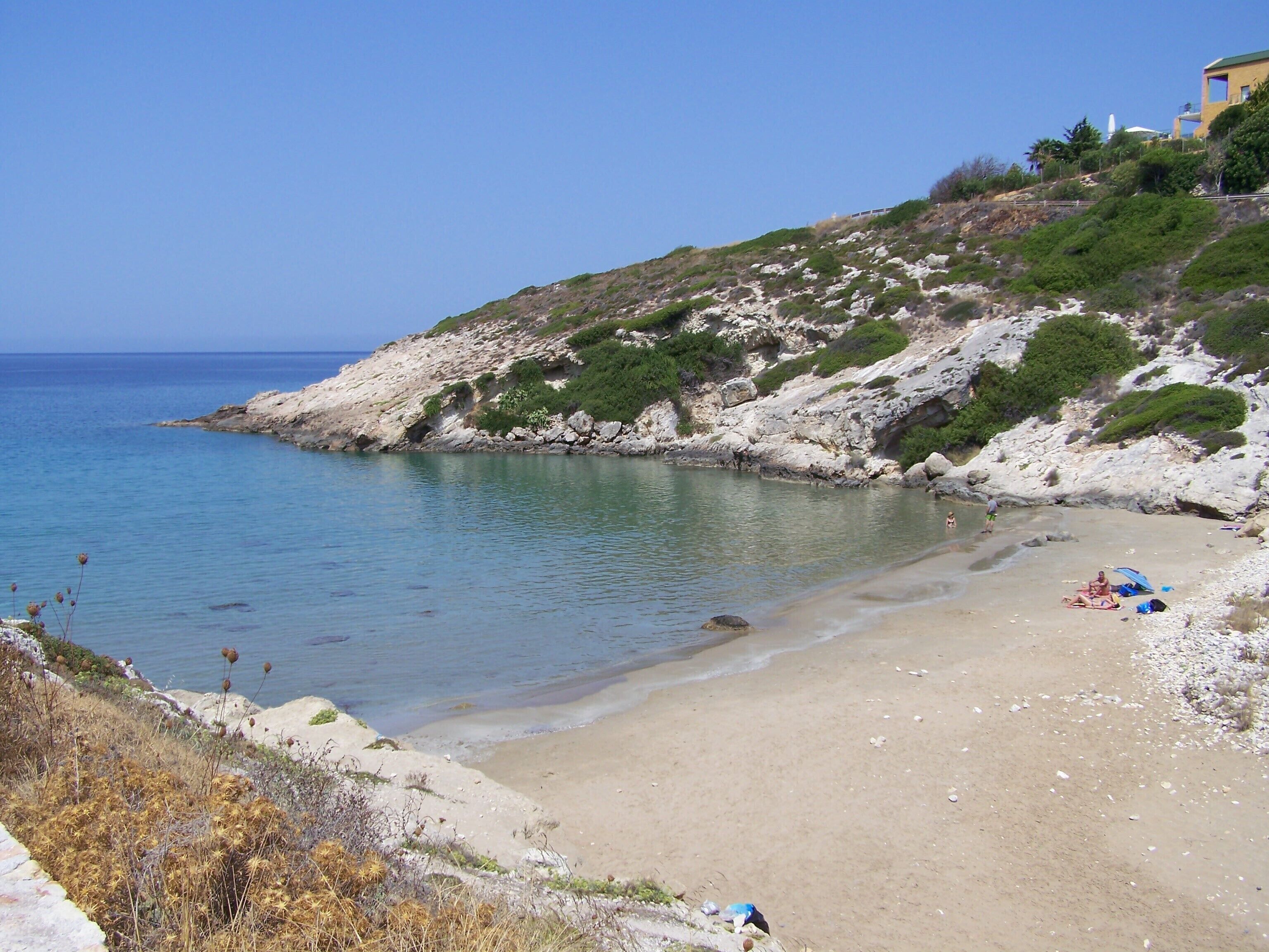 Aurinkotuoleja, rantapyyhkeitä