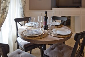 Dining - Cosy Nemi - Guest House (Nemi)
