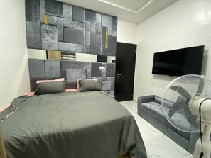 4 chambres, fer et planche à repasser, Wi-Fi gratuit, draps fournis