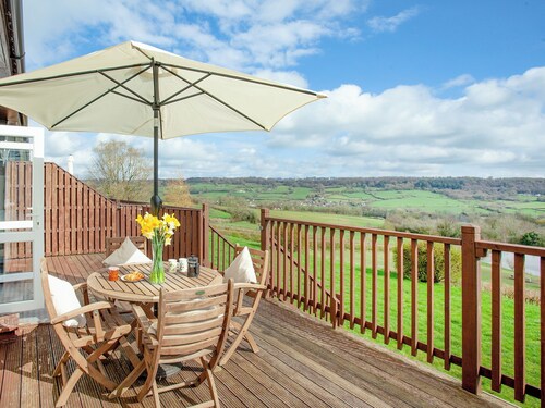 Valley View - UK43268