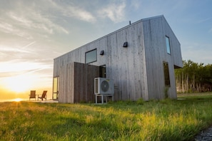 Exterior - Juniper - Luxury Oceanview Cottage with Hot Tub & Private Beach Access near Cabot Trail (Inverness, Subd. A)