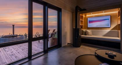 Cedar - Luxury 2 bdrm cottage