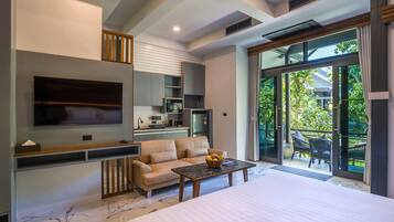 Habitación doble | Ropa de cama de alta calidad y minibar