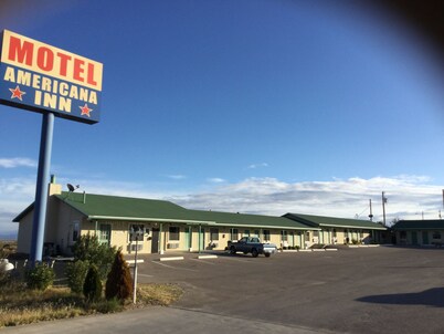 Americana Inn