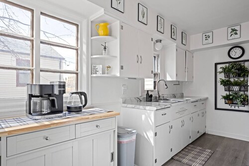 Buffalo Bungalow | Home Two Blocks From UW Campus