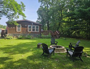 Terrace/patio - Private Home,1+acre,close to WIDells&CastleRock,YardGames,Firepit& FREE Firewood (Adams)