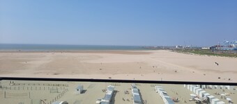 Charming appartment with splendid frontal sea view!