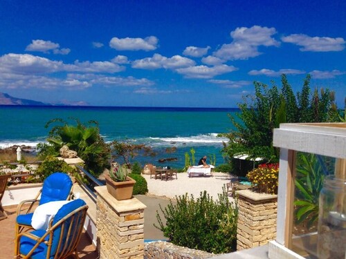 Kanakis Blue Beach Apartments