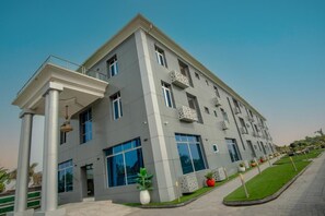 Front of property - Jahz Empire Suites (Lekki)
