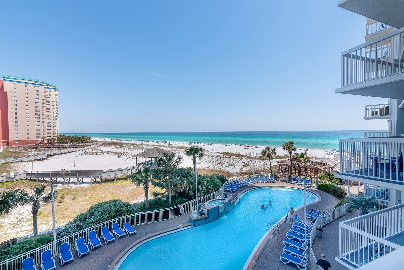 屋内プール、温水プール