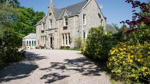 Exterior - Ravenscourt House (Grantown-on-Spey)