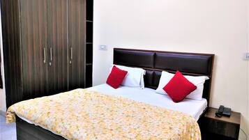 Business Double Room | Desk, free WiFi