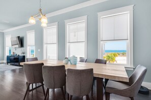Dining - 🏝️Gorgeous SoundFrontViews-Private Beach Access-Comm.Pool+Hot Tub-4BR Blue Skye (Navarre Beach)